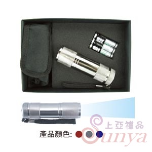 22V-3130九燈手電筒單支裝