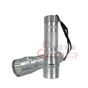 TH-715 30流名手電筒