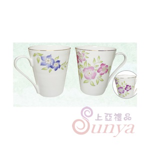 KT-4584骨瓷浮雕彩花大V杯組