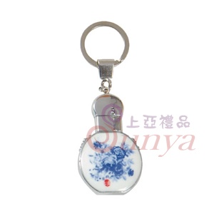 鼻煙壺青花碟32GB