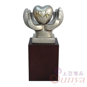 20A48-05奉獻