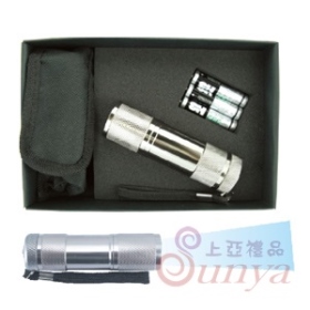 20V-3130手電筒(九燈)禮盒裝