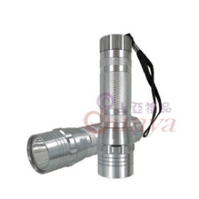 TH-715 30流名手電筒