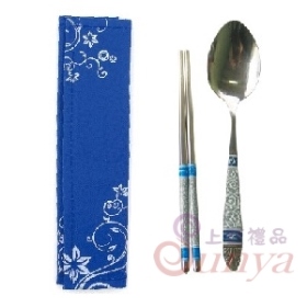 A062-9三折布包二件(藍彩筷)