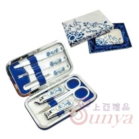 R030青花瓷六件式修容組